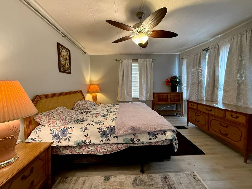 7204 Lakeshore Dr a Ellenton, FL Mobile or Manufactured Home for Sale